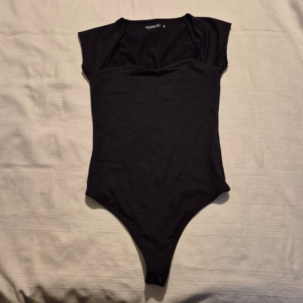 Abercrombie & Fitch women's size Small black body suit, EUC